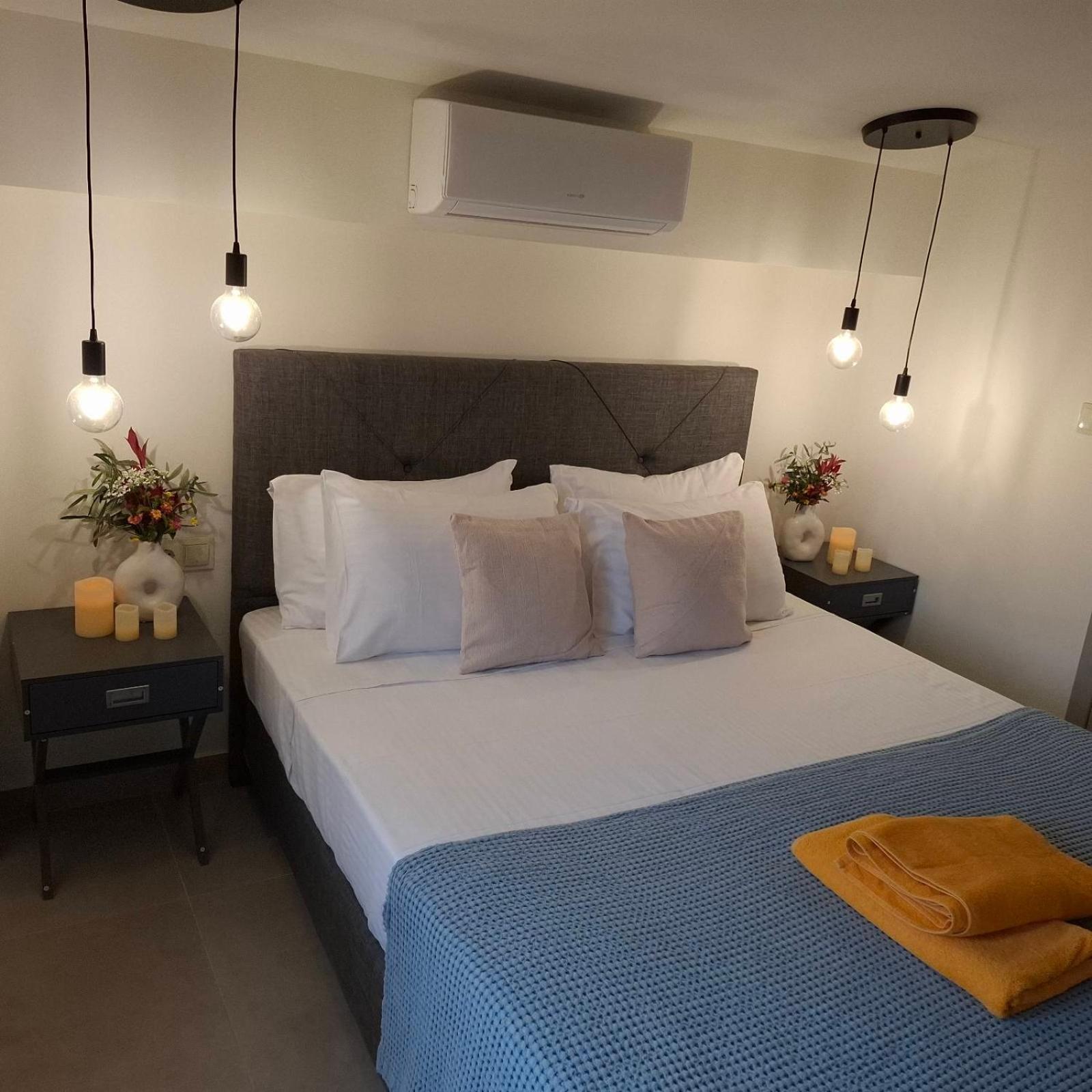 Villas Epta Karpi Complex Of 7 Luxury Villas Skriperon Eksteriør billede