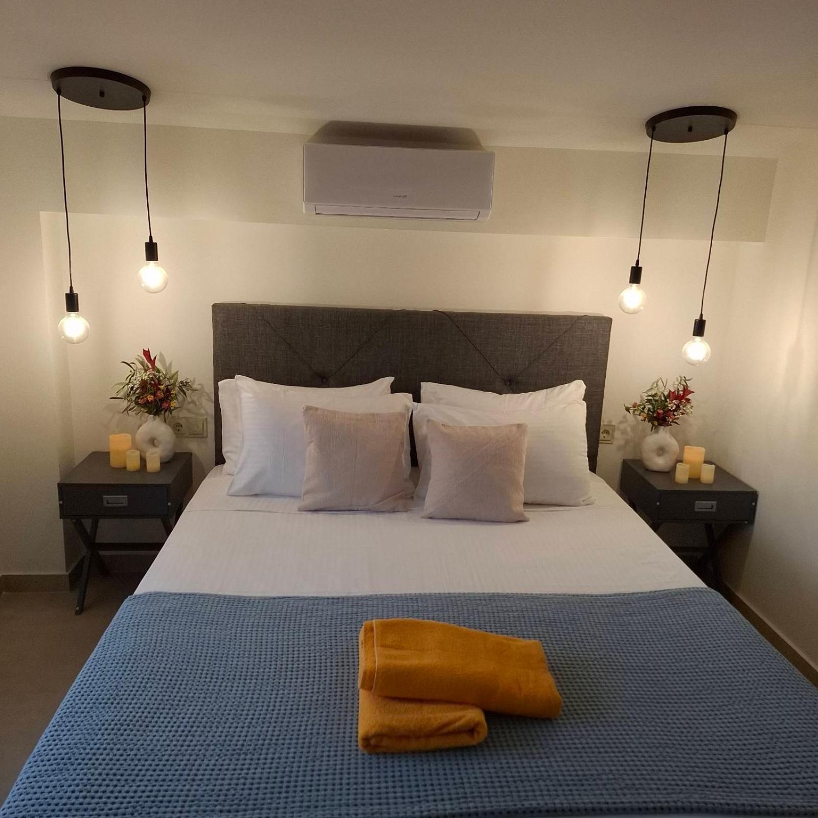 Villas Epta Karpi Complex Of 7 Luxury Villas Skriperon Eksteriør billede